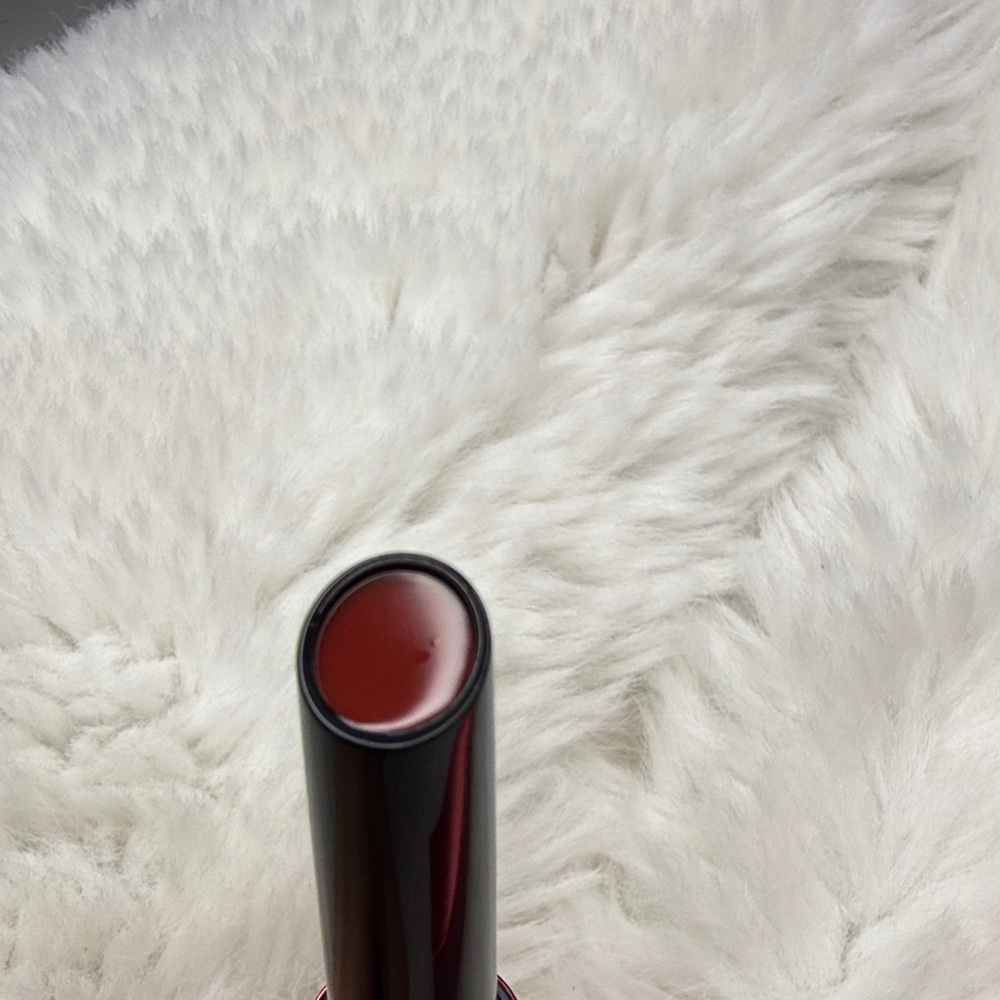 Hourglass Phantom Volumizing Glossy Lip Balm- 0 Red - Picture 2 of 2